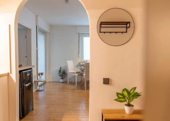 Savon#1 - Innenstadt Netflix-Kueche-Parking-Wlan-Kingsizebett-Loggia