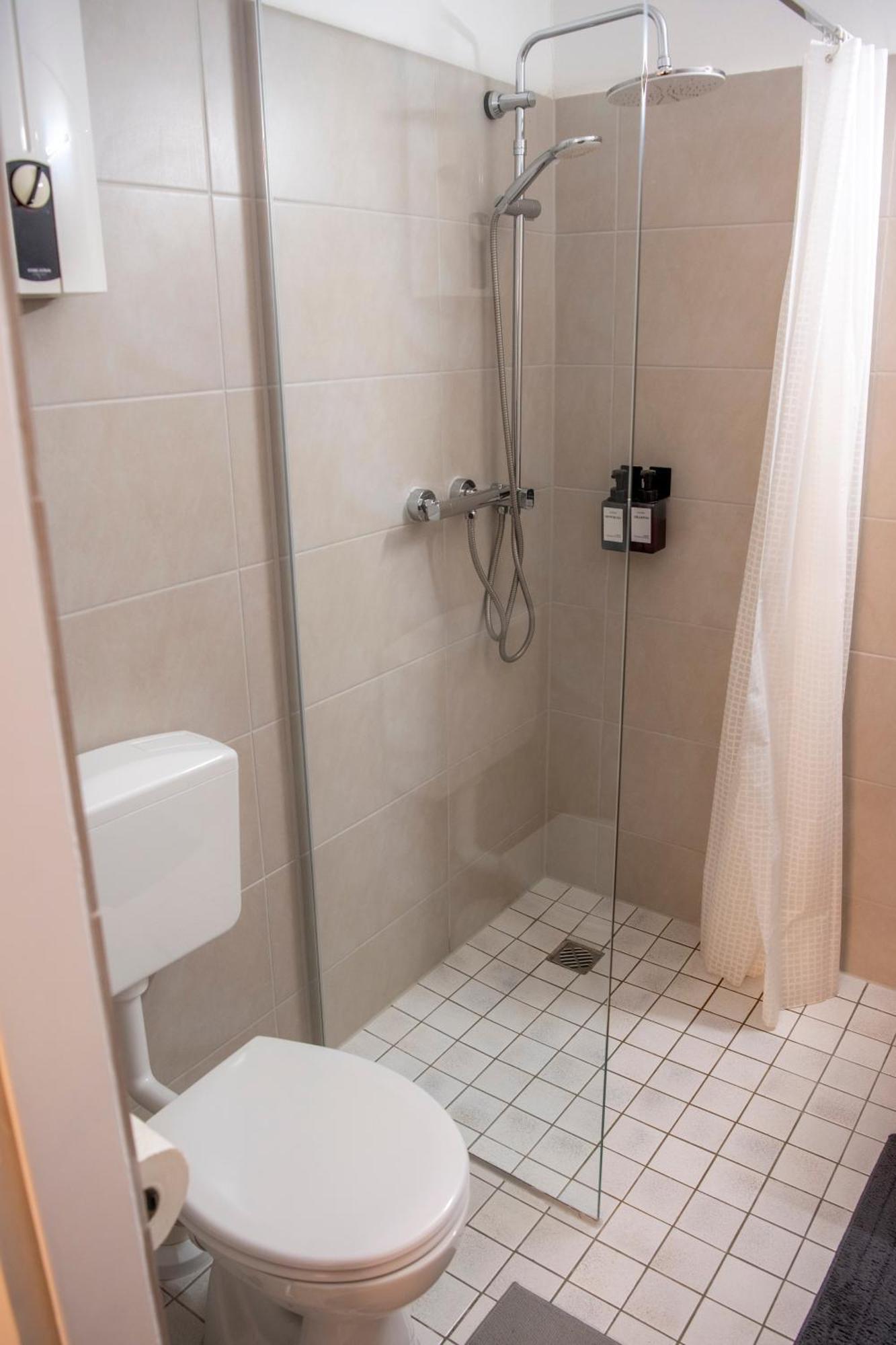 Apartment Savon#1 - Innenstadt Netflix-kueche-parking-wlan-kingsizebett-loggia *